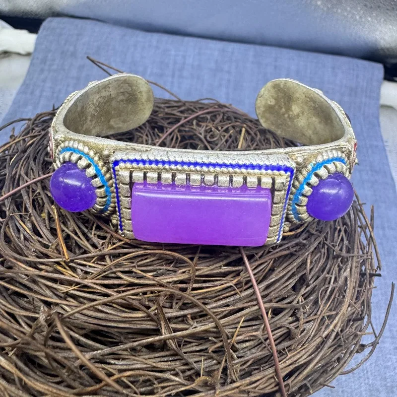 Retro Old Silver Bracelet With Violet Stone Inlay Fine Workmanship Undamaged Condition Ethnic Collectible Accessory