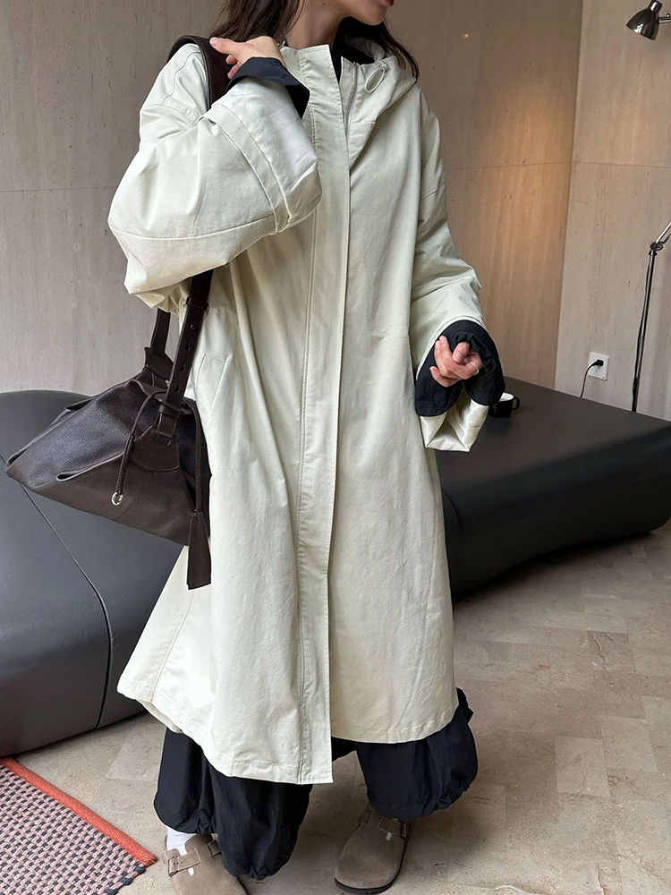 [LANMREM] Hooded Drawstring Gathered Waist Trench Women Long Sleeve Streetwear Female Long Windbreaker 2024 Autumn New 26D9681