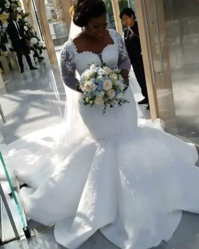 Robes de mariée sirène personnalisées pour patients sud-africains, appliques en dentelle, manches longues transparentes, satin, train de balayage, grande taille