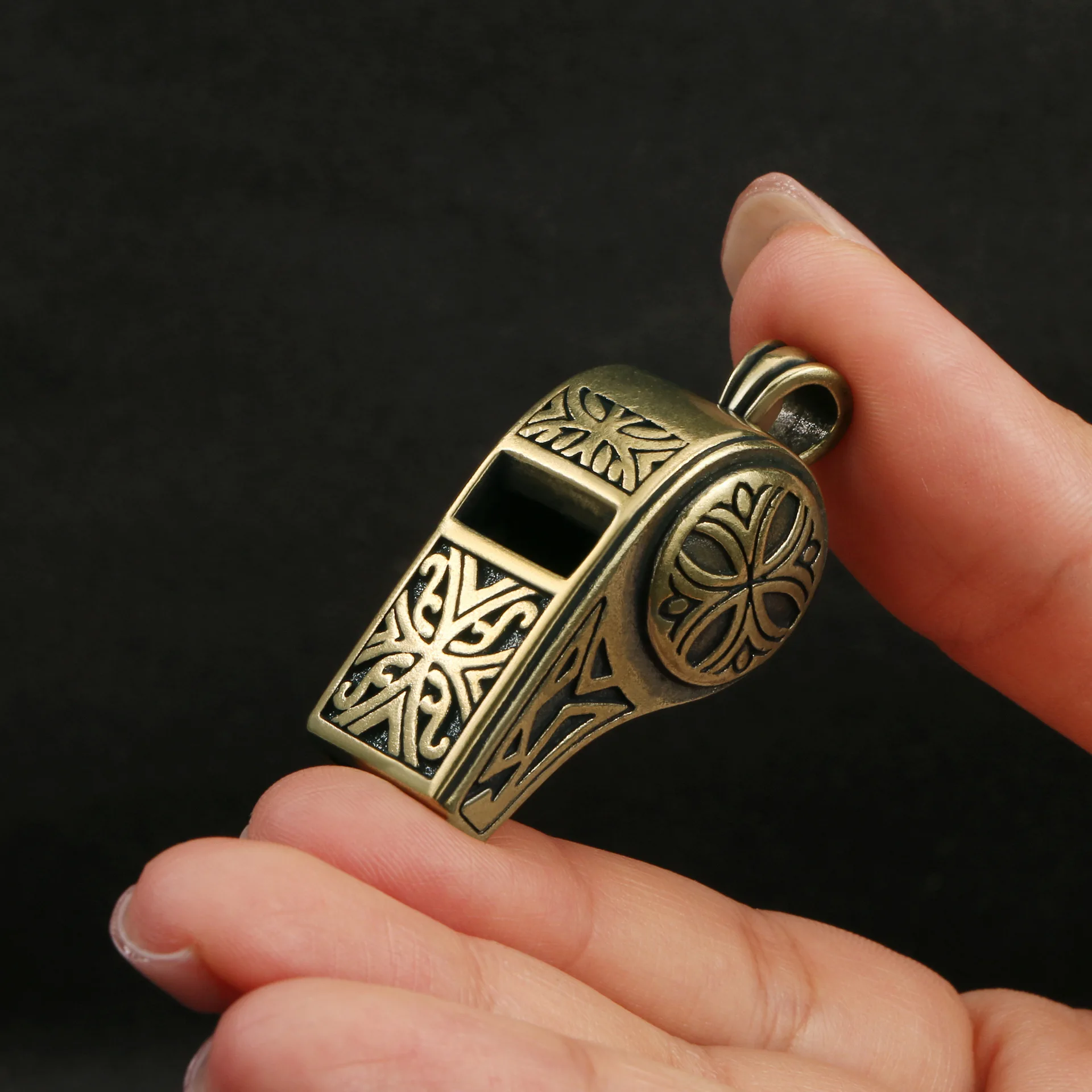 Retro Brass Whistle Car Key Chain Pendant Men's and Women's Outdoor Survival Tools Whistle Necklace Key Chain Hanging