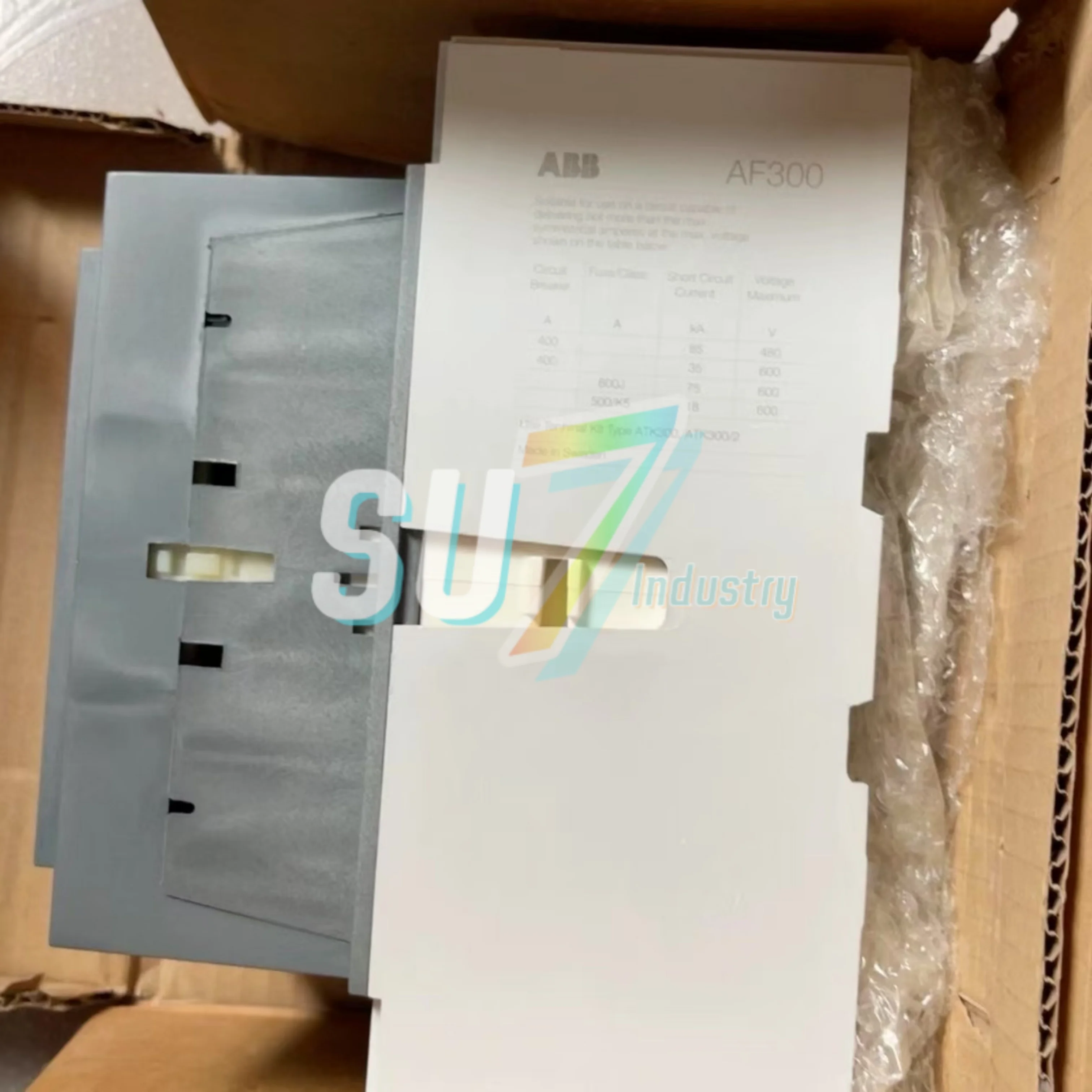 AF300-30-11 100-250V AF580-30-11 100-250V قواطع أصلية جديدة