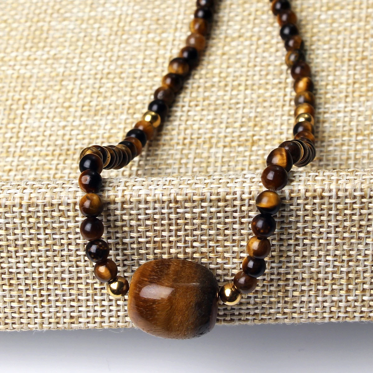 Yumfeel Natural Tiger Eye Stone Pendant Handmade Beaded Choker Necklace Vintage Elegant Autumn & Winter Jewelry Gift