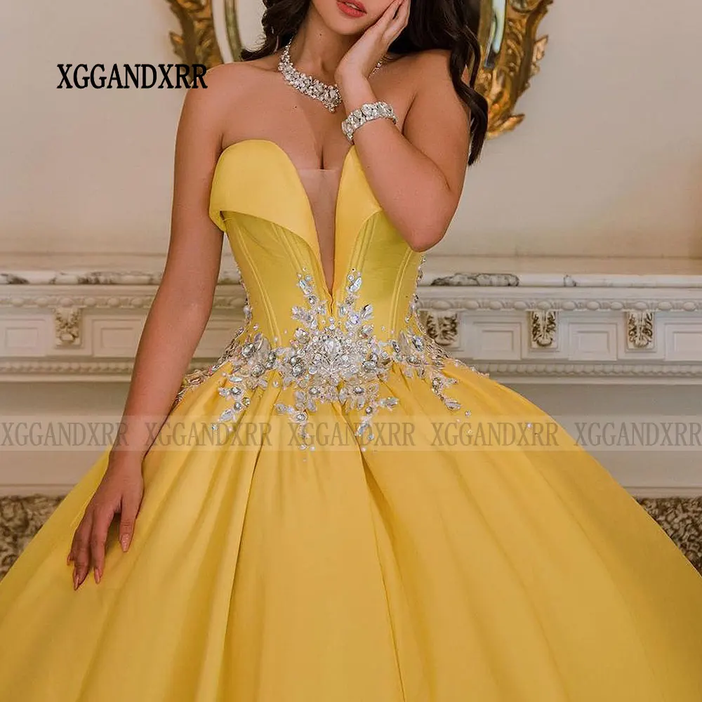 Yellow Princess Quinceanera Dresses 2024 Deep V Neck Beading Ball Gown Sweet 16 Dress Birthday Vestidos De 15 Anos Quinceañera