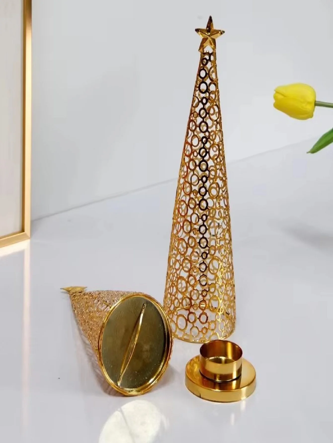 INS Estilo Metal Christmas Tree Castiçal, Decoração do casamento, Chá Cera Pequeno Copo Redondo, Candelabro, Feriado
