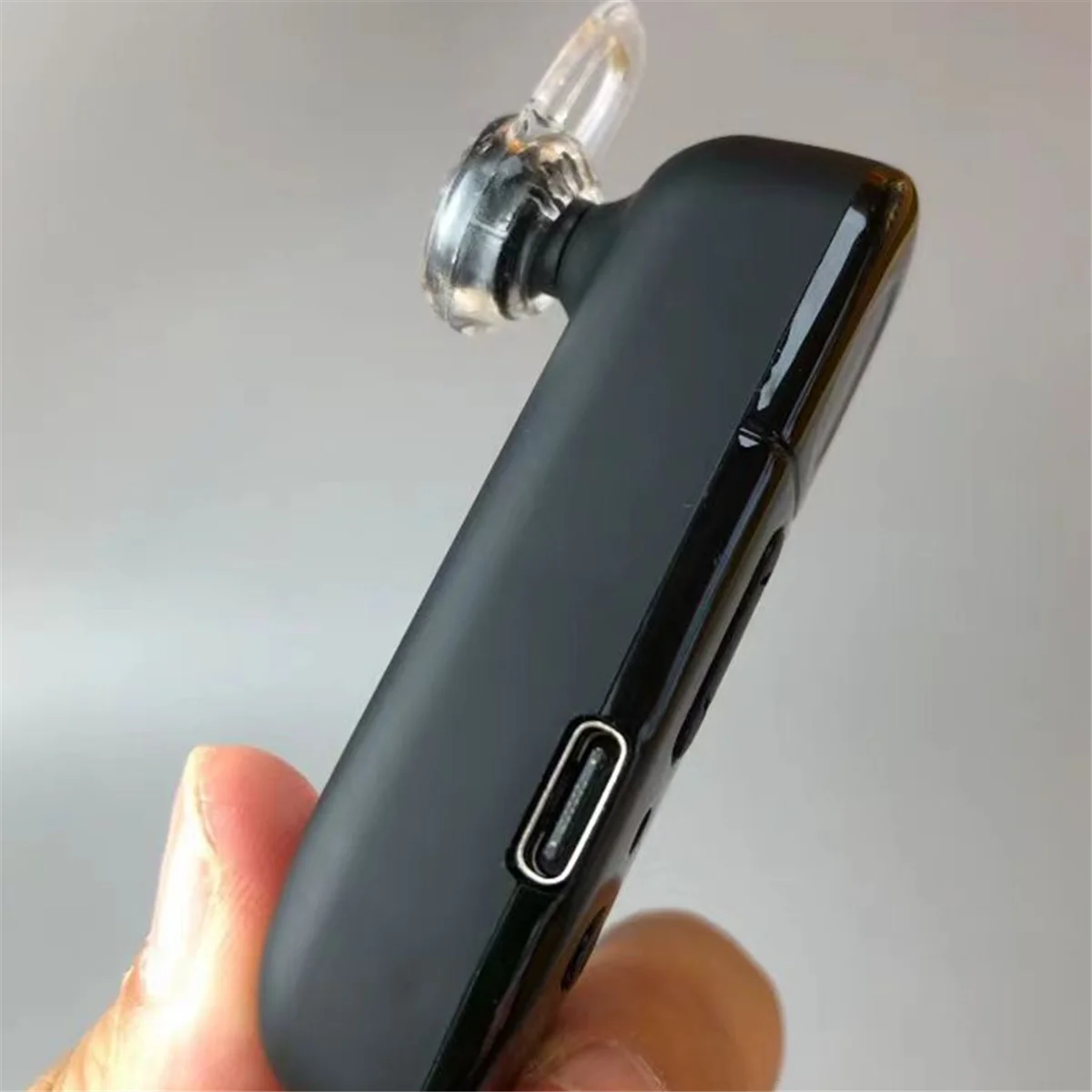 A74Z Curvetta Bluetooth Walkie-Talkie Portatile Comodo da Indossare Supporto Macchina Ricarica Rapida 5000Km Talk Machine Outdoor