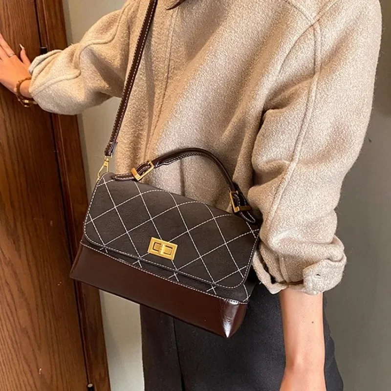 

Изящный и практичный рюкзак-сумка для подгузников: для ухода за ребенком, деловых встреч, стильный, элегантный, вневременный, шикарный.