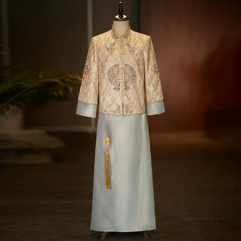 

Retro Chinese Man Style Oriental Dragon Embroidery Wedding Dress Traditional Cheongsam Vintage Red Formal Sequins Qipao