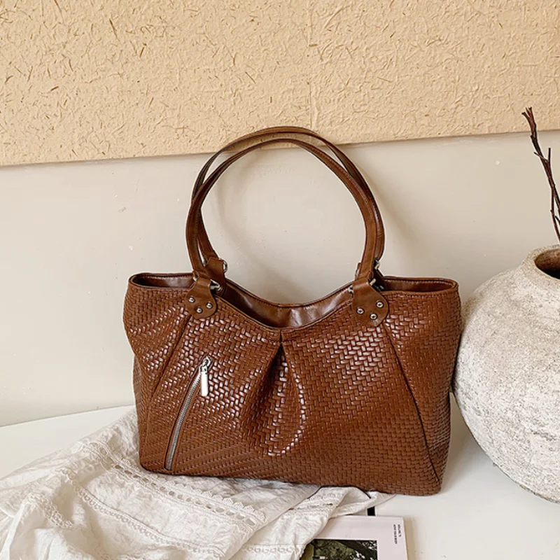 Koreanische Schultertasche mit seitlichem Reißverschluss, Vintage Casual Handtasche für Damen, minimalistische, schicke, einfarbige Rattan-Webtasche, Einkaufstasche – Detail 3