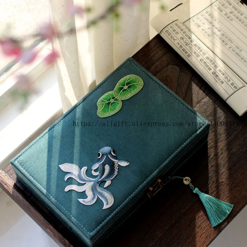 

Chinese-Style Gift Embroidered Lock Jewelry Box Chinese-Style Ancient Lock Storage Box