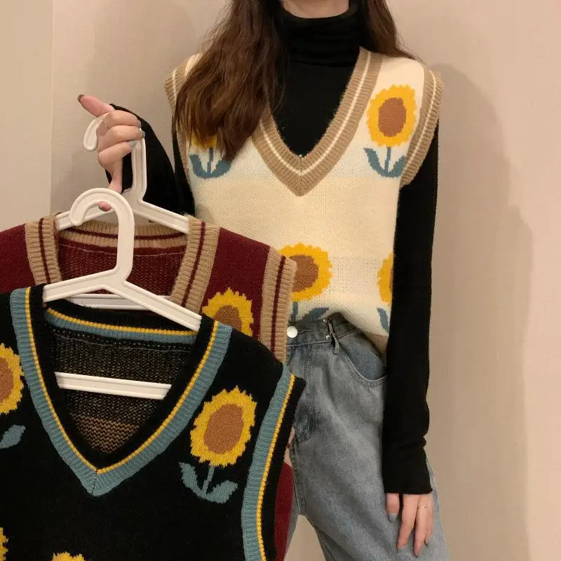 

New Spring Sleeveless Tank Tops Women V-Neck Casual Sweater Vests Sun Flower Printed Knitted Outwear Sweater