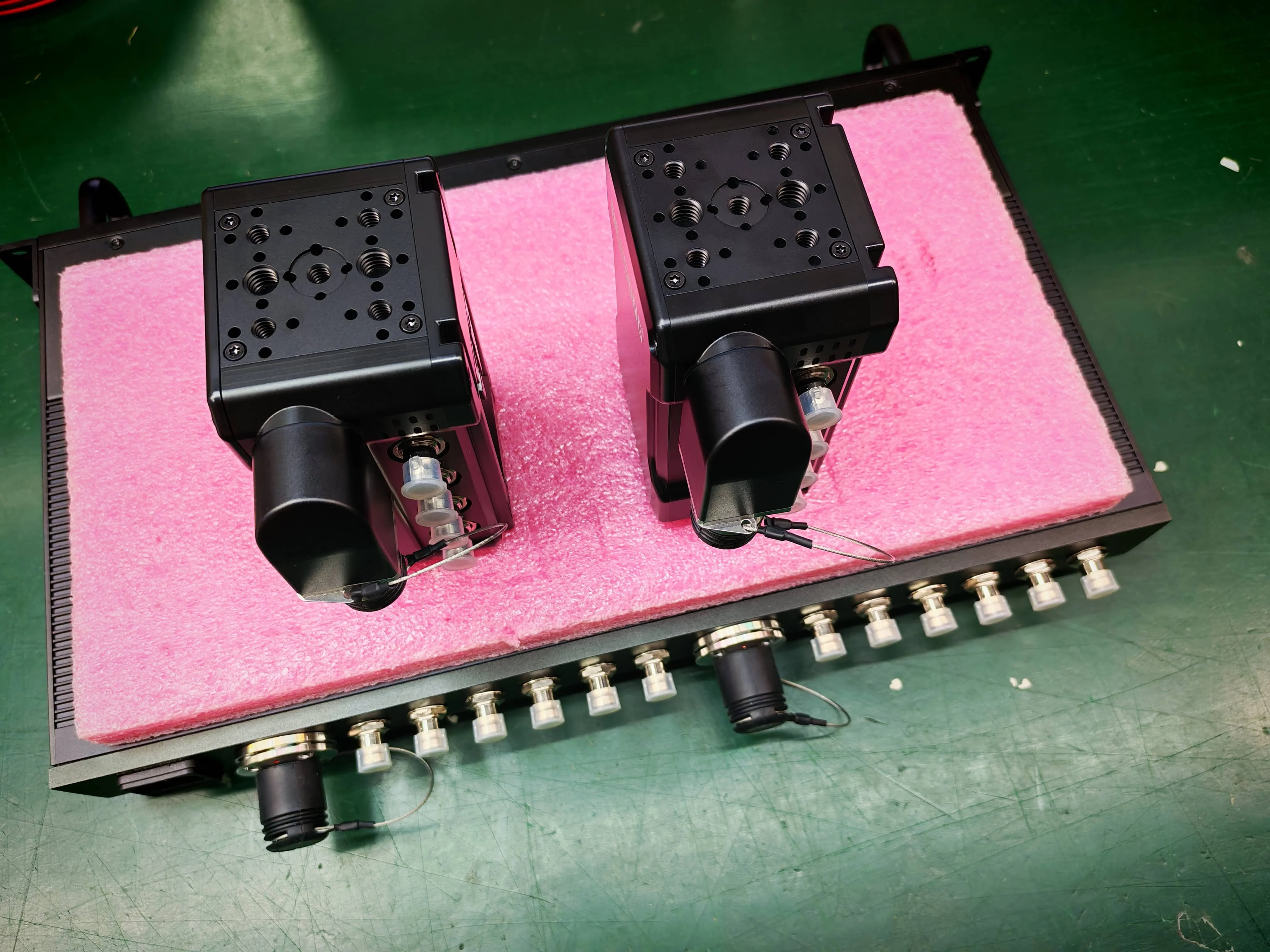 2TX/1RX SMPTE 12G SDI to Fiber Optic Transceivers Converter with PGM Video Return 150M Transmission Distance