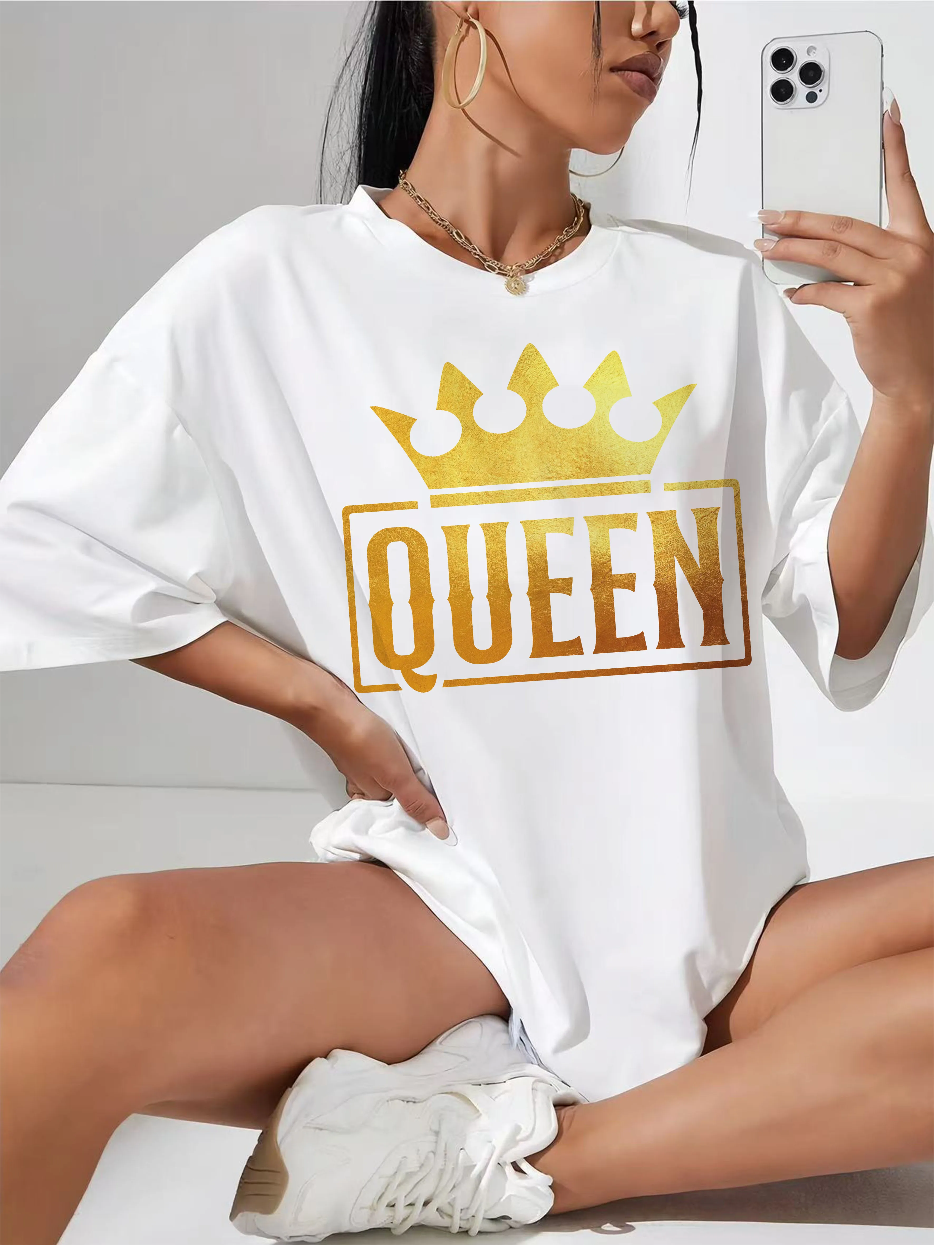 

Queen Golden Trendy White Women's Tee Comfortable Loose Fit Perfect for Hot Days Maternity Festivals