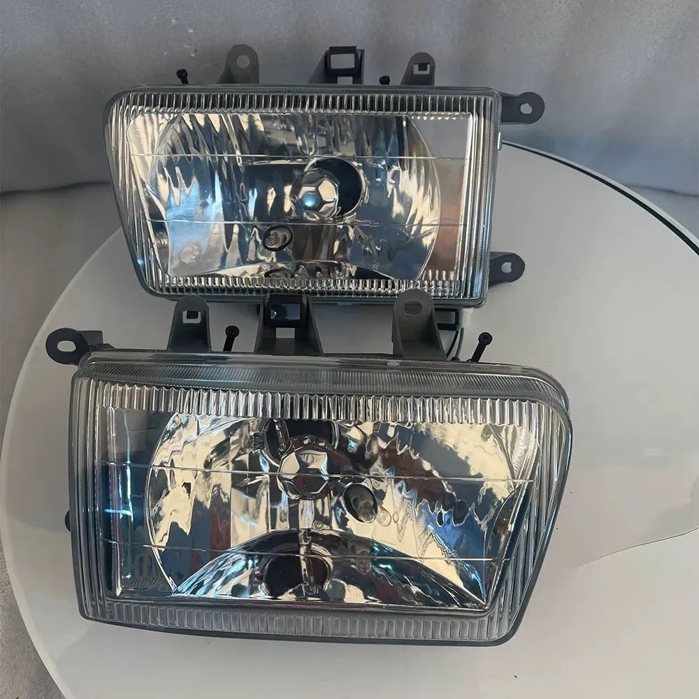 A Pair Car Headlight For Toyota Hilux Surf Ln130 N130 Headlamp  Heaadlamp 1992 1993 1994 to 1996 1997