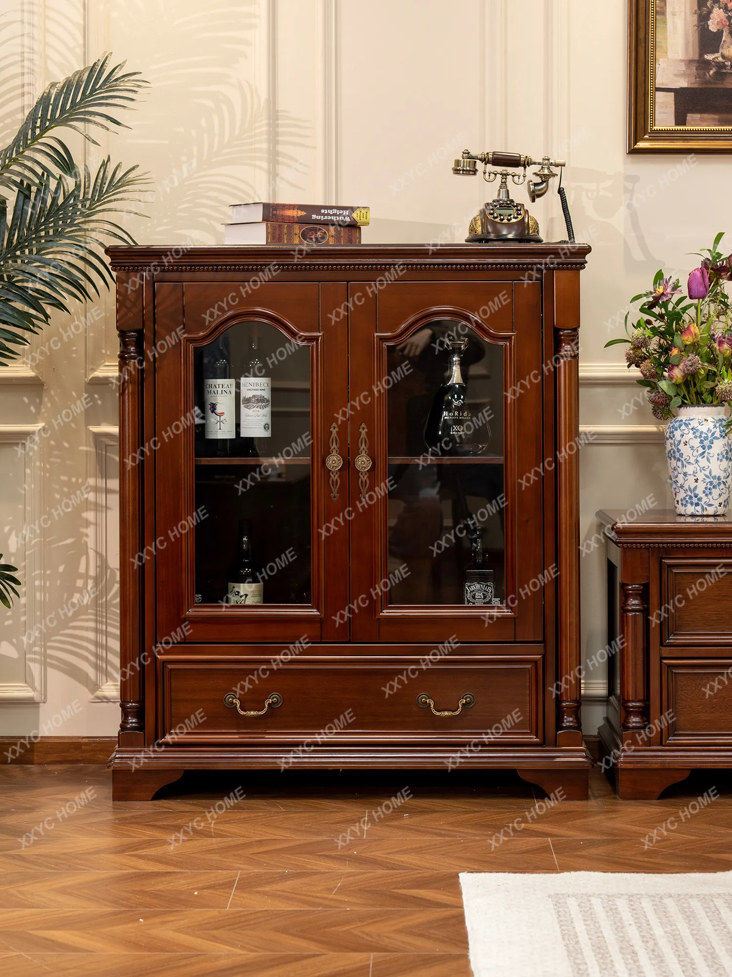 

Solid wood wine golden silk rosewood living room storage restaurant wine high and low cabinet low cabine