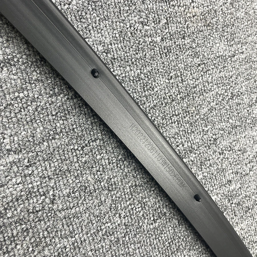 3Pcs Headlight Acoustic Seal Strip Engine Hood Sealing Strip Weatherstrip Rubber For Toyota Land Cruiser Prado LC150 2018-2022