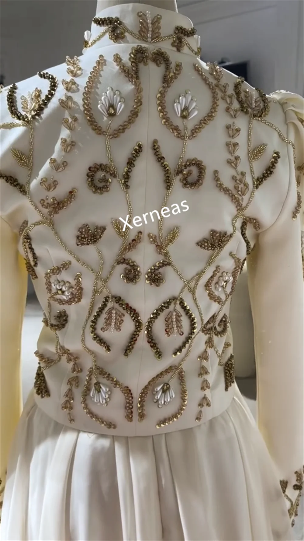 Vestido de noche de lujo personalizado, apliques plisados con purpurina, cuello alto, corte en A, vestidos largos a medida para ocasiones, fiesta elegante y boda