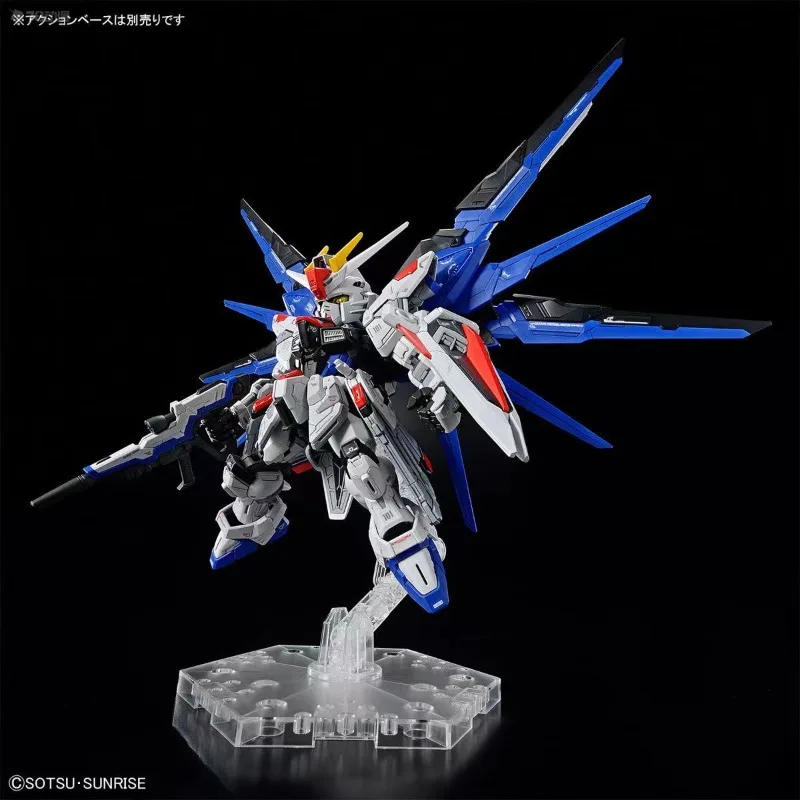 Gundam Model Kit Anime Character MGSD Strike Freedom Series Hand-assembled Model Desktop Decoration Children's Toy Gift