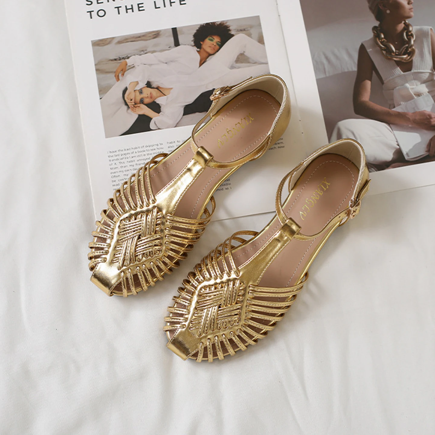 

Retro French Brand Designer Flat Sandals Women Round Toe Ankle Buckle big size 2026 Summer Breathable Roman Ladies Beach Shoes