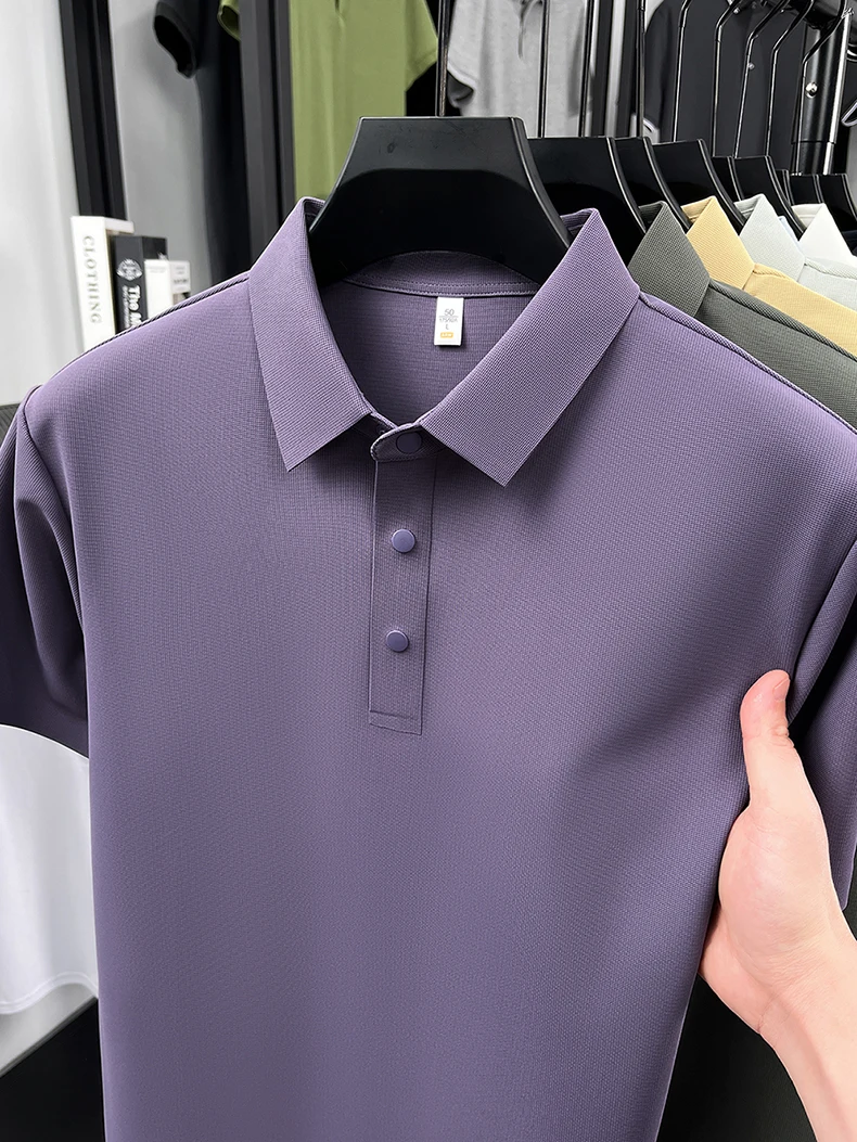 Hochwertiges Eisseide-Kurzarm-Poloshirt für Herren, klassisches einfarbiges, atmungsaktives Business-Casual-T-Shirt, neues Luxus-Oberteil für den Sommer. – Detail 25