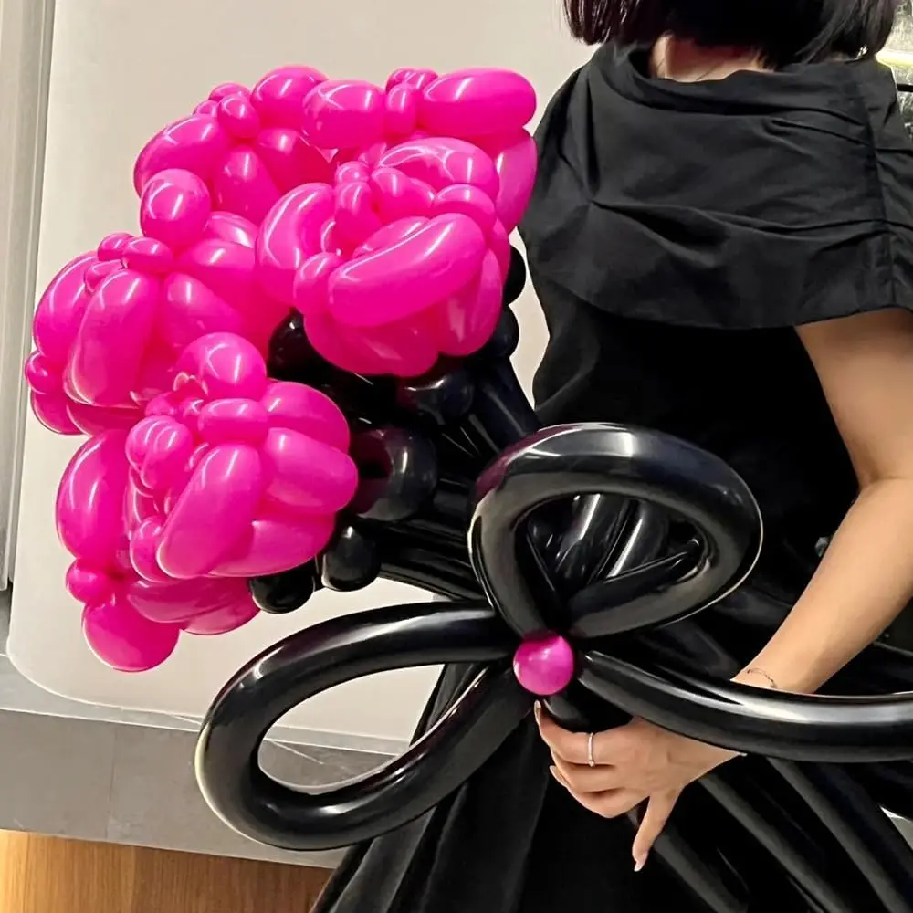 Langer Ballon aus schwarzem, mattem Latex, geeignet für Feiertagsfeiern, Hochzeiten, Geburtstage, Brautpartys und Feiertagsdekorationen – Detail 2