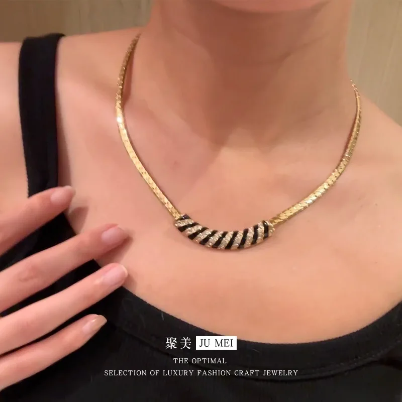 

Золотое колье для женщин в стиле 9999 24K из настоящего золота, роскошное и изысканное украшение, идеальный подарок для вечеринки, элитный и сексуальный аксессуар.