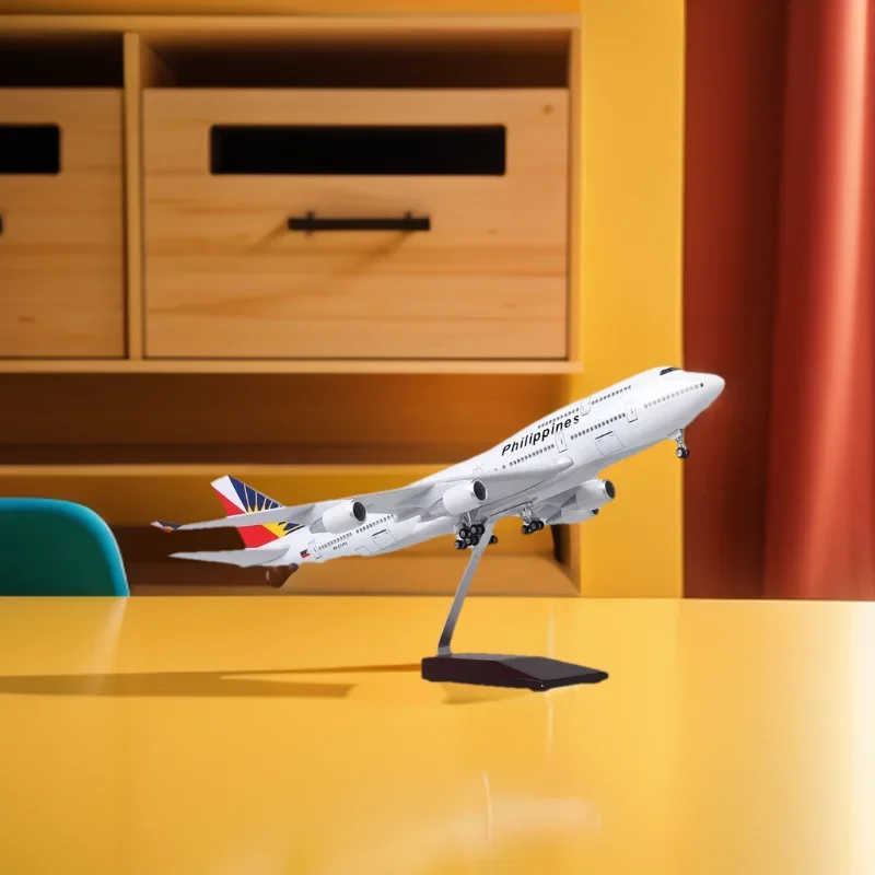 

Aircraft Model 47CM Philippinesi Airways 747 Airplane B747 Model Kit Die-cast Resin Toy with LED Lights (Touch or Sound Control)
