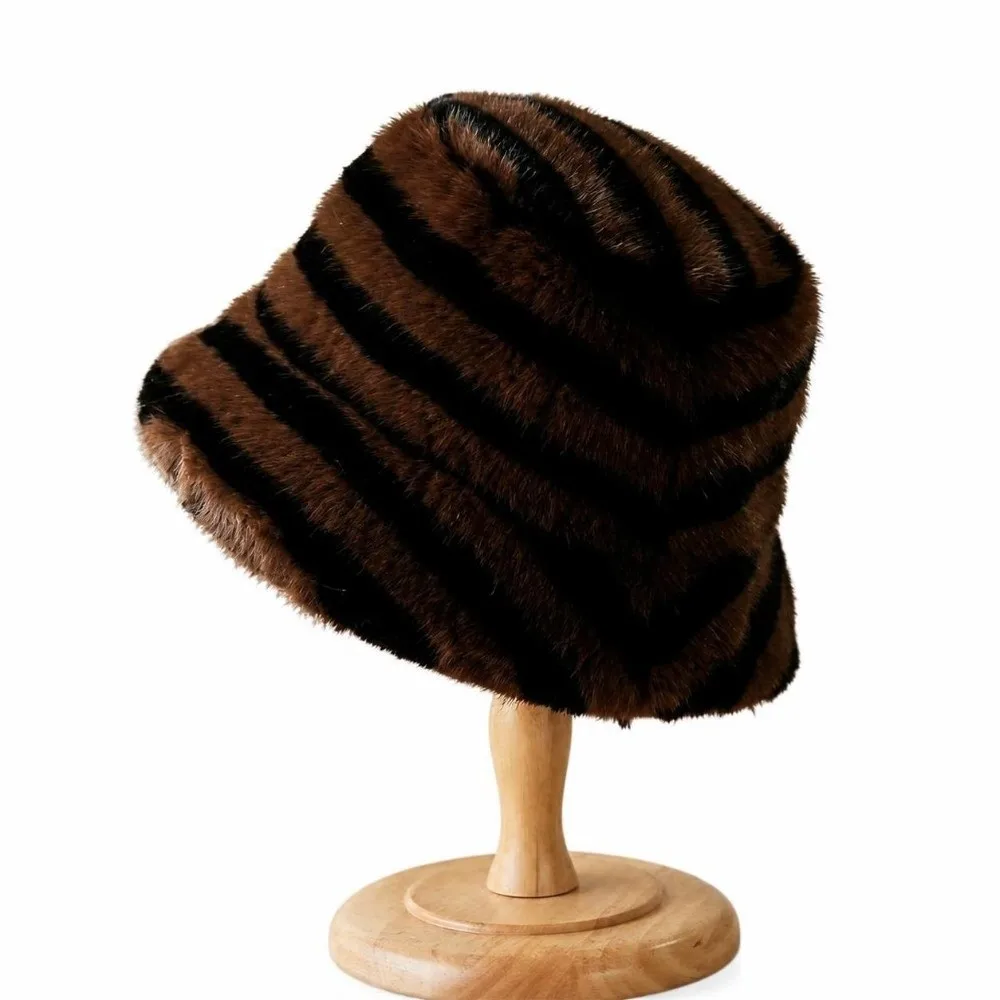 Warm Zebra Pattern Winter Bucket Hat Fluffy Faux Fur Striped Fisherman Hat Thickened Soft Bonnet Cap