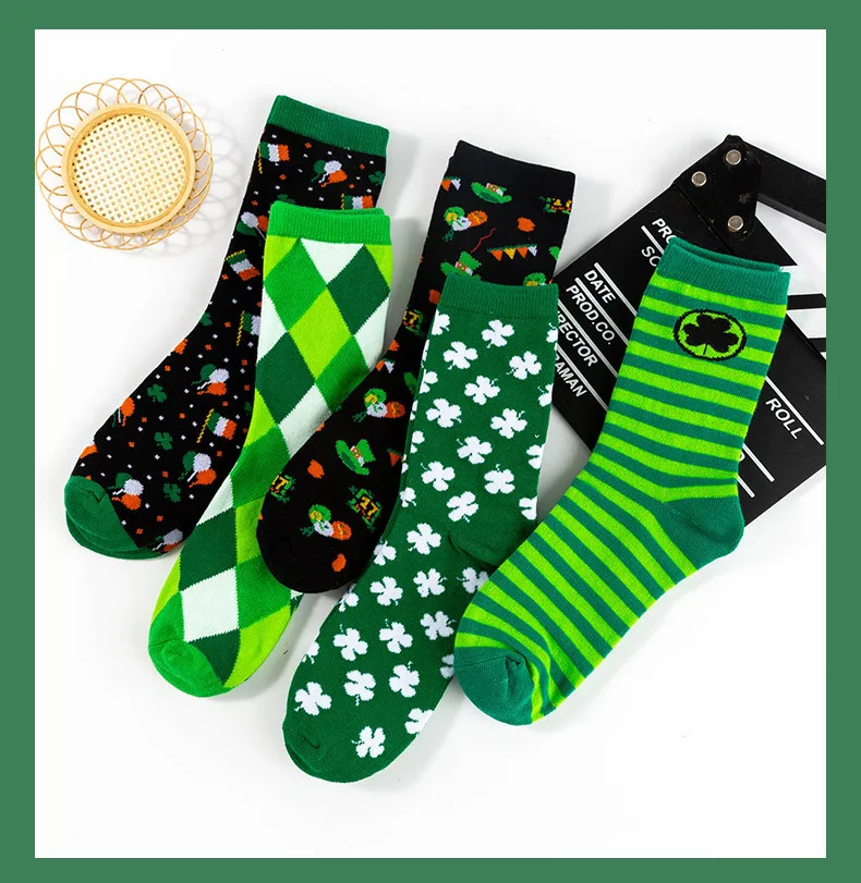 

2 шт. праздничные носки четырехлистный клевер трикотажные хлопковые носки женские до середины икры 5W49