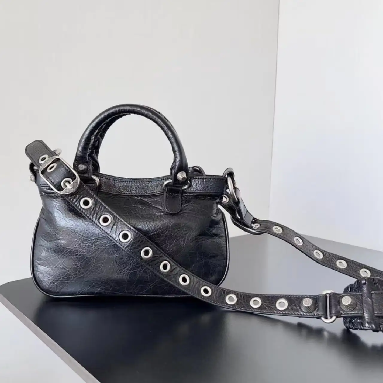 Rivet Motorcycle Bag High-end Large Capacity Shoulder Bag Textured Leather Crossbody Bag Fashionable Casual Women's Handbag