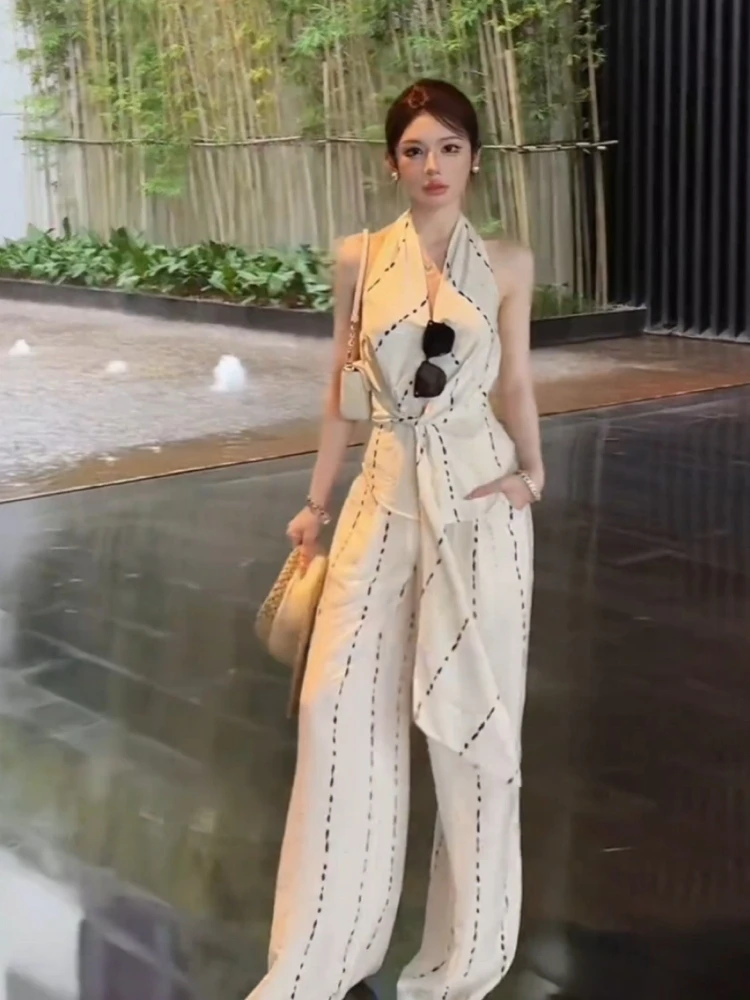 Conjunto de dos piezas de estilo coreano a la moda con cuello colgante y pantalones informales de pierna ancha para mujer