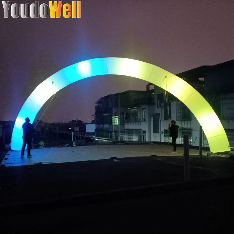 The Inflatable White semi -Circular Arches With LED Lights For Night Activities Are Very Beautiful