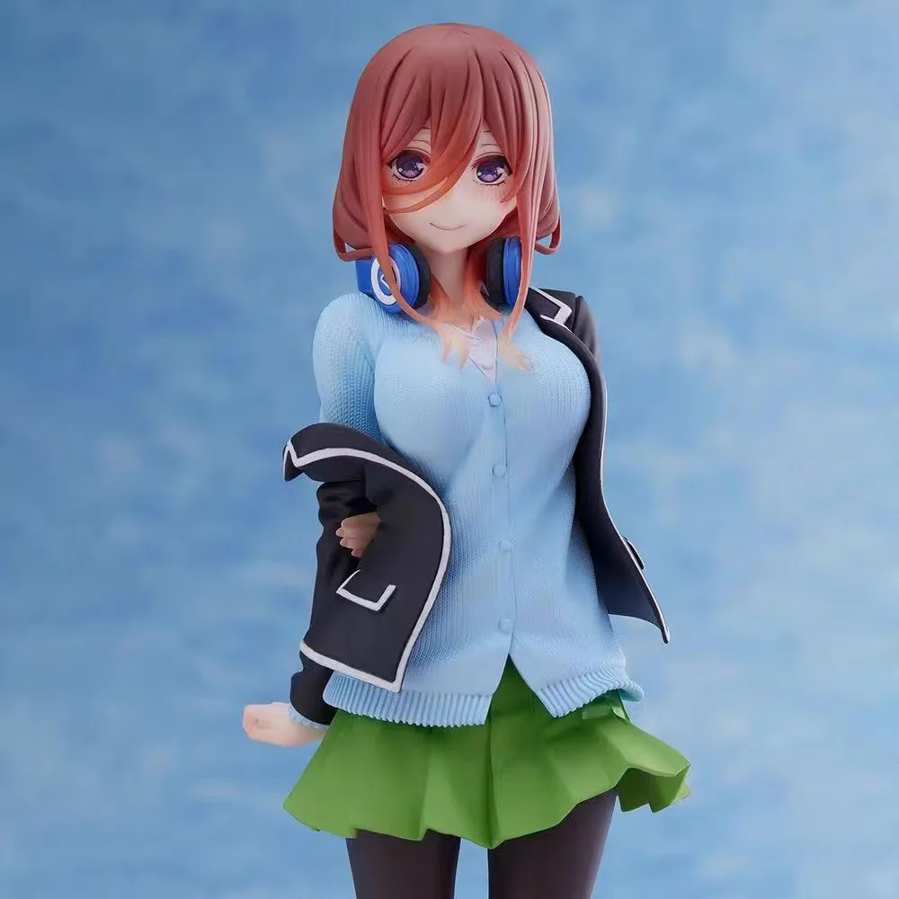 

20cm Quintessential Quintuplets Nakano Miku Anime Figurine Action Figure Toys Doll Christmas Gift With Box