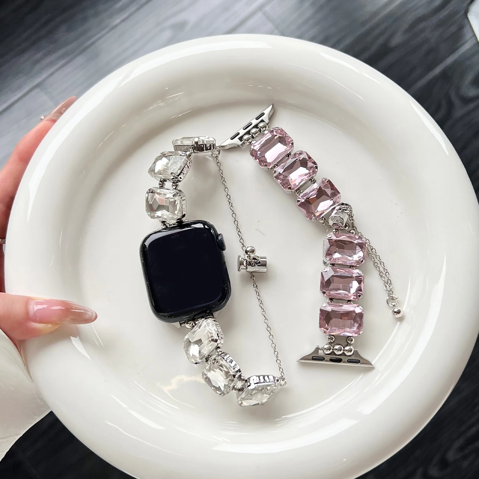 حزام معدني لساعة أبل الفرقة الزجاج الحفر سوار سلسلة ل Iwatch98765SE الترا المرأة جوهرة حزام ل Series40 41 42 44 45 مللي متر