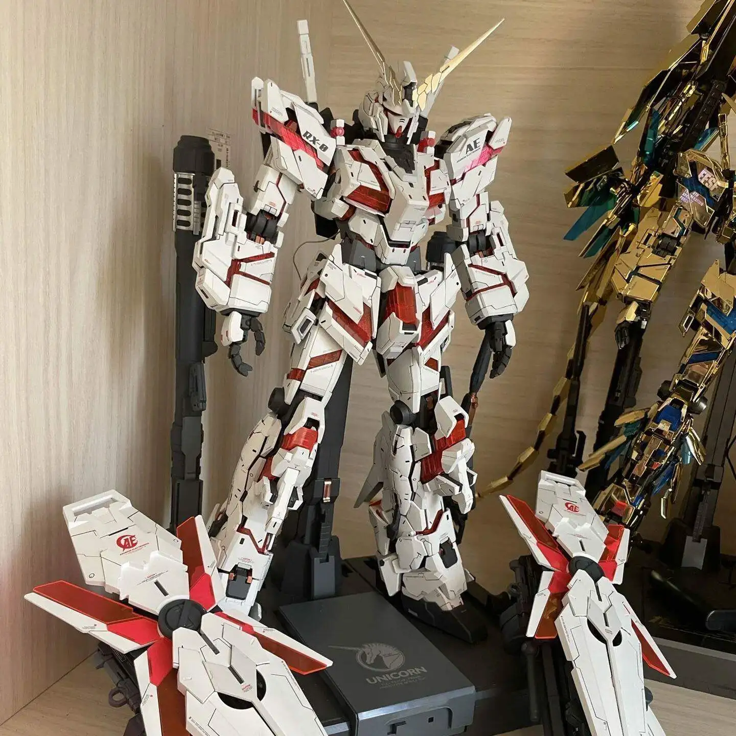 Unicorn Unit 1 Destroy Mode HG 1/144 Gelenkiger Modellbausatz Actionfigur Sammlerstück Desktop-Ornament Deko Geschenk Jungen Puzzle Spielzeug