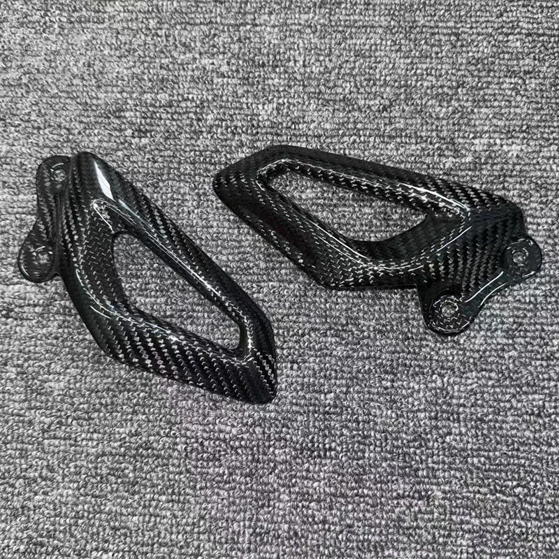 

Motorcycle100% carbon fiber Carbon Fiber Heel Guards Foot Plates Rearests Protector Fairings For BMW S1000RR S1000 RR 2019 -2024