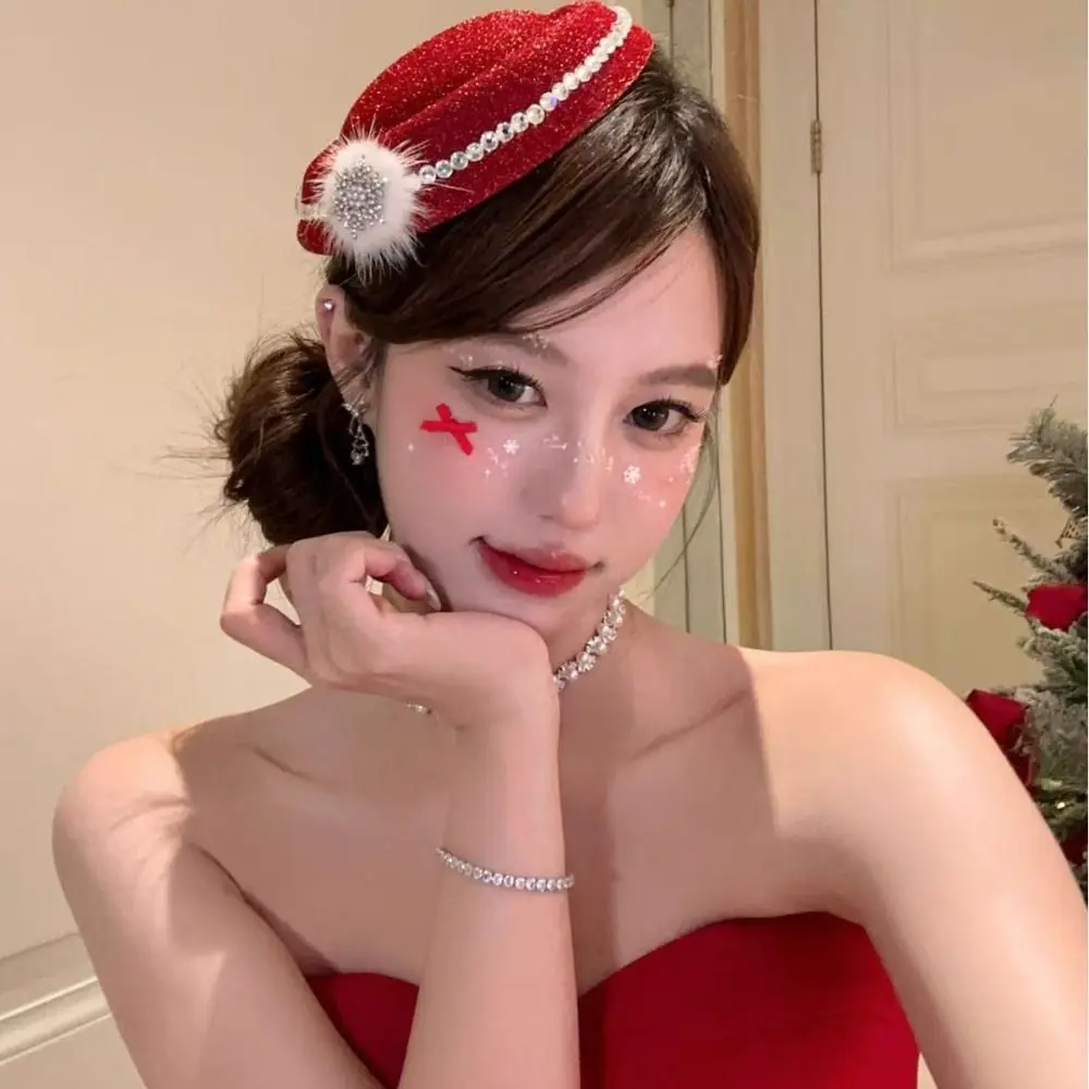 

Sweet Beret Fedoras Hat Hair Clip Formal Hat Rhinestone Red Top Hat Hairpin Velvet Snowflake Fascinator Hat Party Headwear
