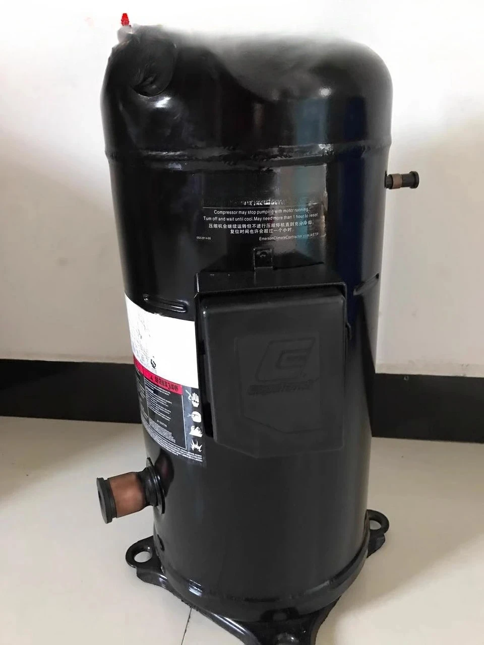 

Original ZB76KQ-TFD-551 ZB88KQE-TFD-550 ZB95KQE refrigeration compressor
