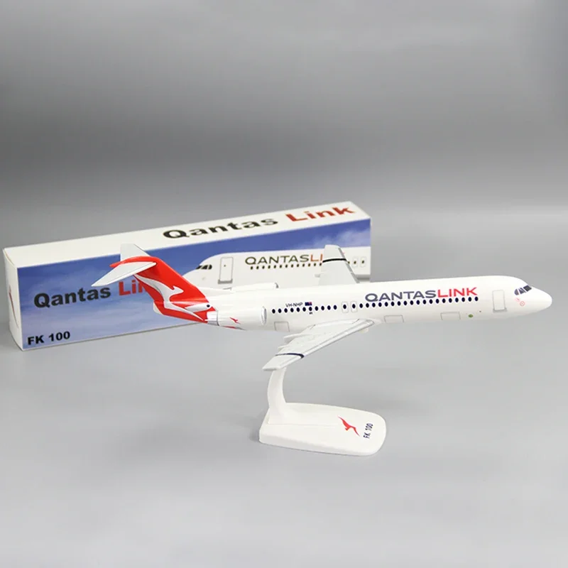 Scale 1:100 QANTAS Airlines Fokker FK-100 FK100 ABS Plastic Airplane Model Toy Aircraft Plane Model Display Collection