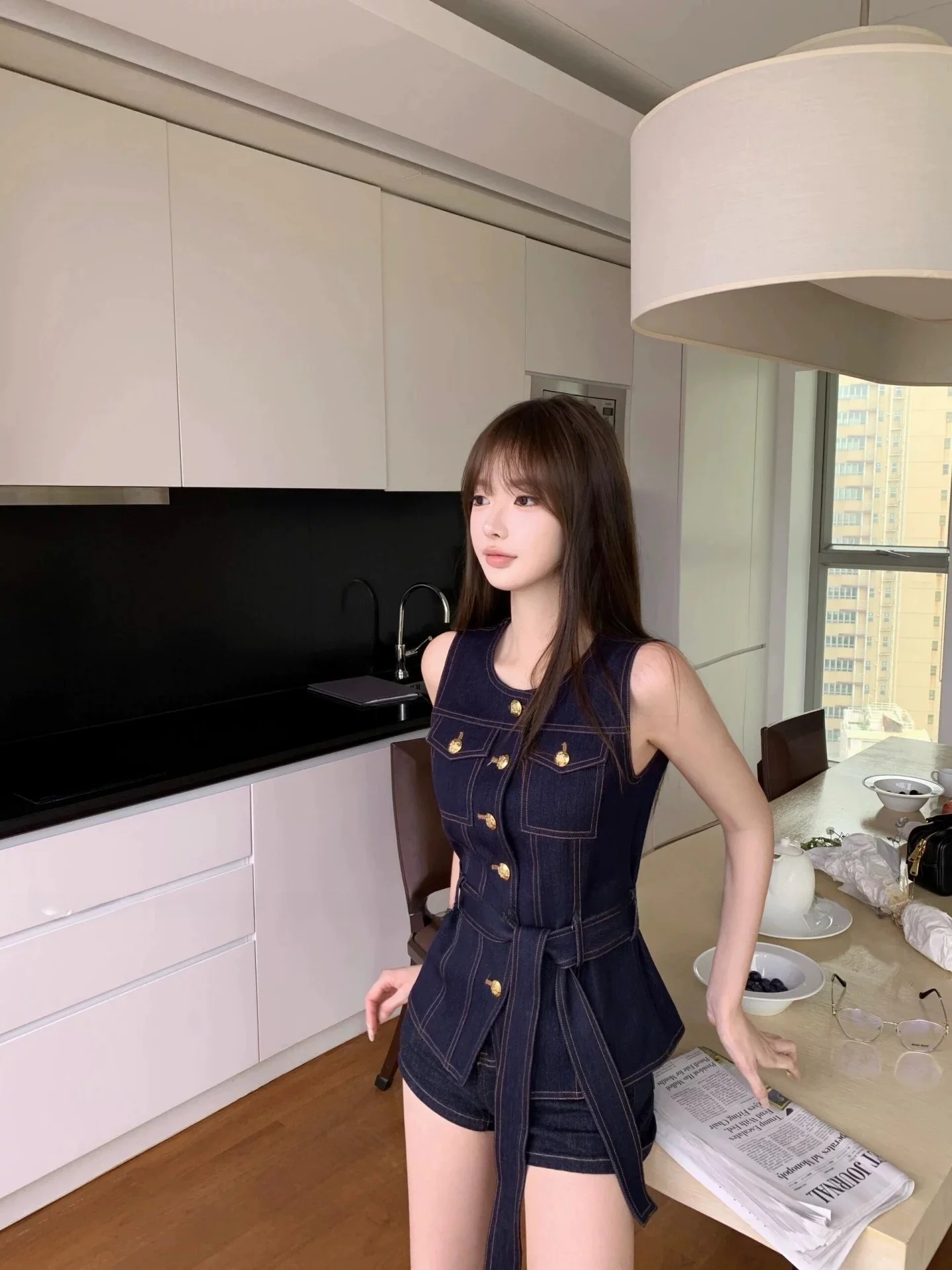 Embroidered Gold Buckle Waist Belt Denim Vest Retro Women's Summer Fashion Simple Sleeveless Top Elegant High-End Feeling