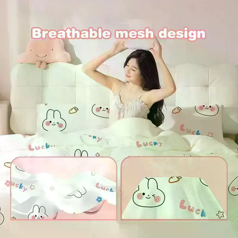Nonwoven Disposable Bedding Set  Extra Thick Bed Sheet Duvet Cover Soft Breathable for Travel Accommodation Hospitals