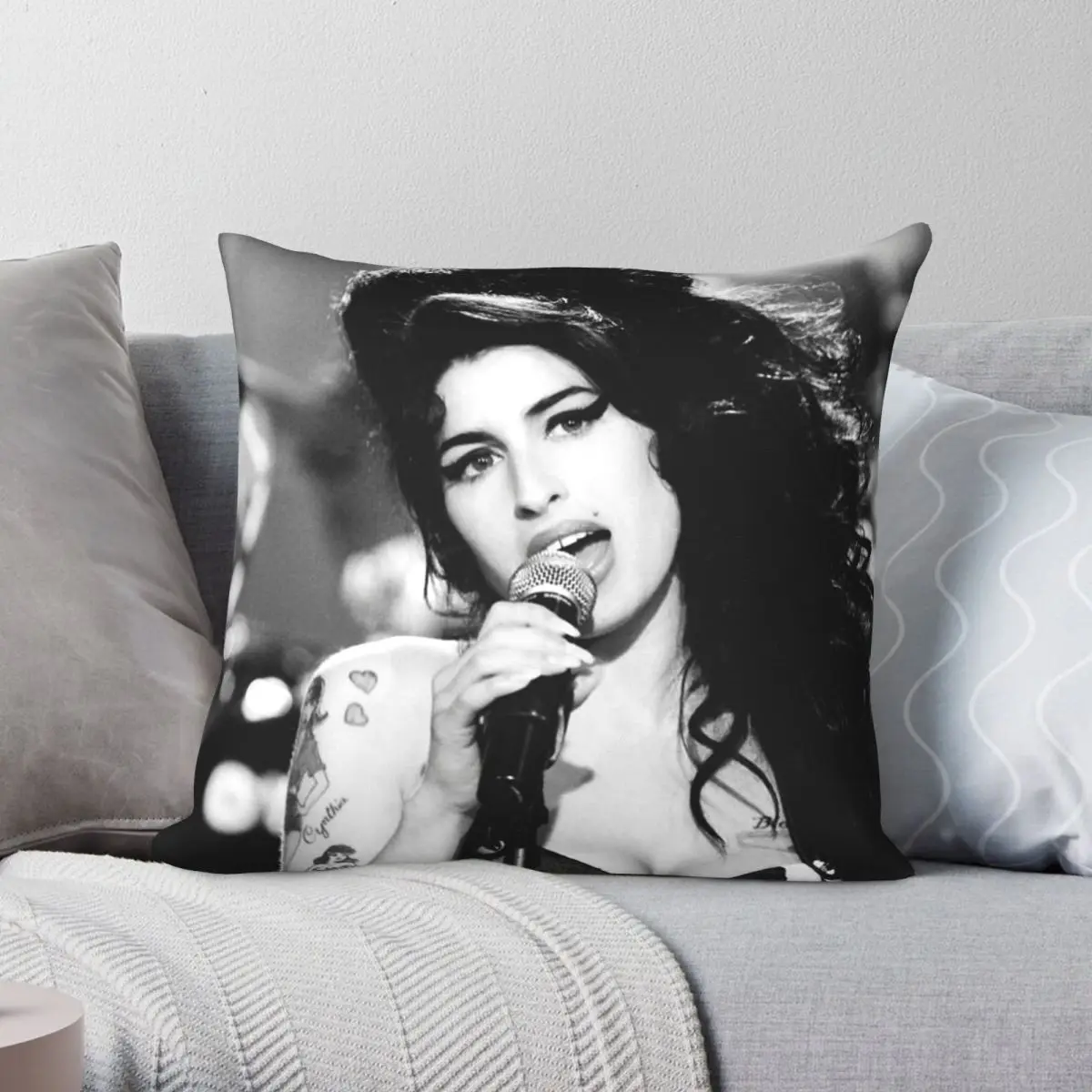 Woman Beautisul Winehouse Microfon Square Pillowcase Polyester Linen Velvet Creative Decor Pillow Case Home Cushion Cover 18