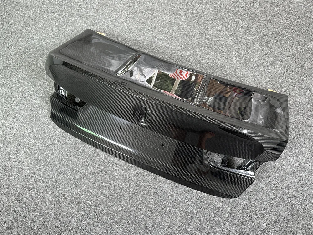 غطاء صندوق السيارة الخلفي يناسب قطع غيار السيارات G80 M3 330LI 325LI نمط CSL من ألياف الكربون للاستبدال. مخصص #2