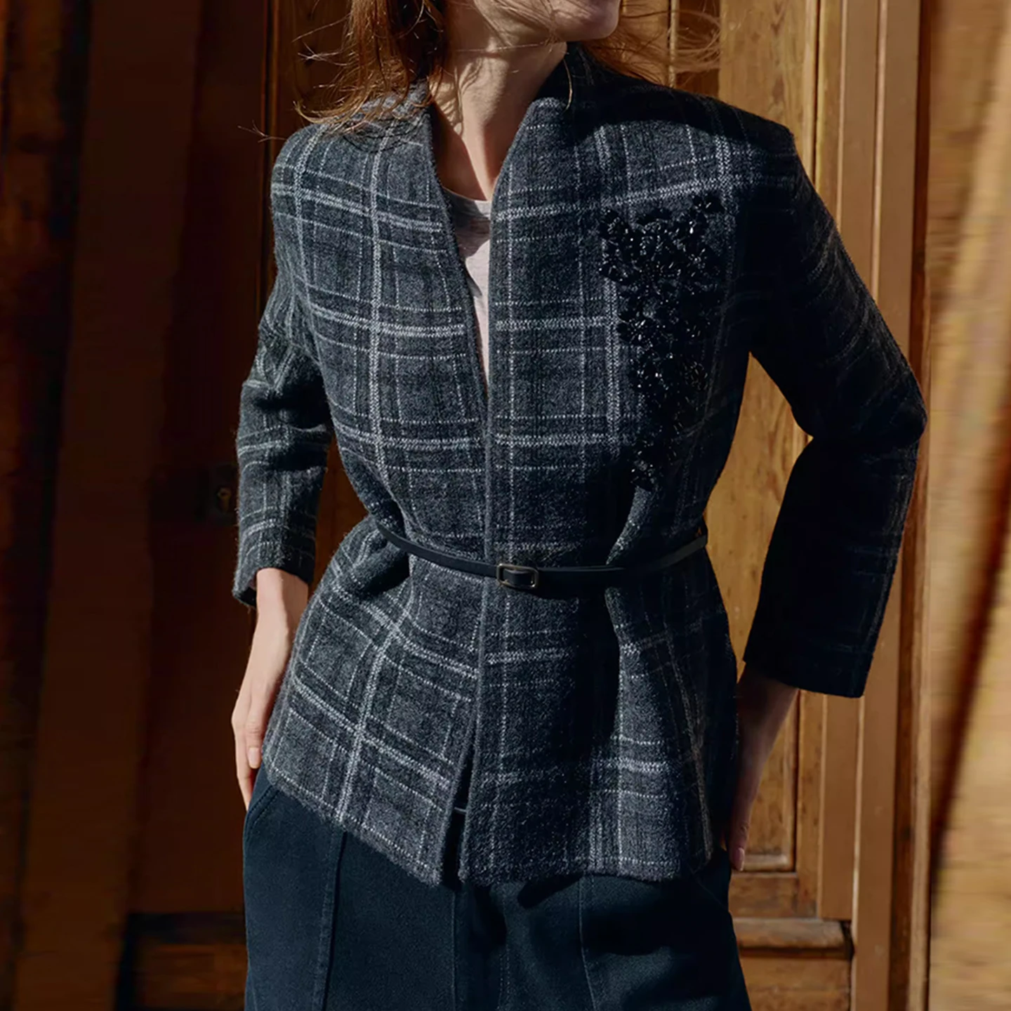 Prendas de abrigo de punto a cuadros de moda con cinturón Otoño de 2025 Abrigo con cinturón versátil Faion para mujer Ropa diaria larga con soporte