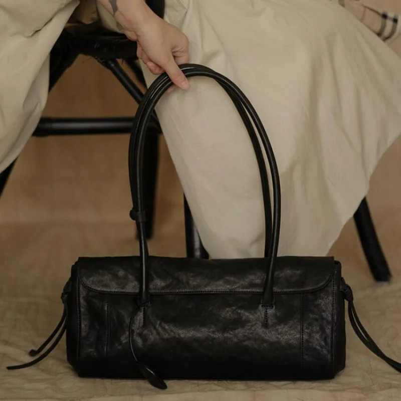 

Elegant Single-shoulder Underarm Bag Large Capacity Black Soft Leather Women's Niche Handbag