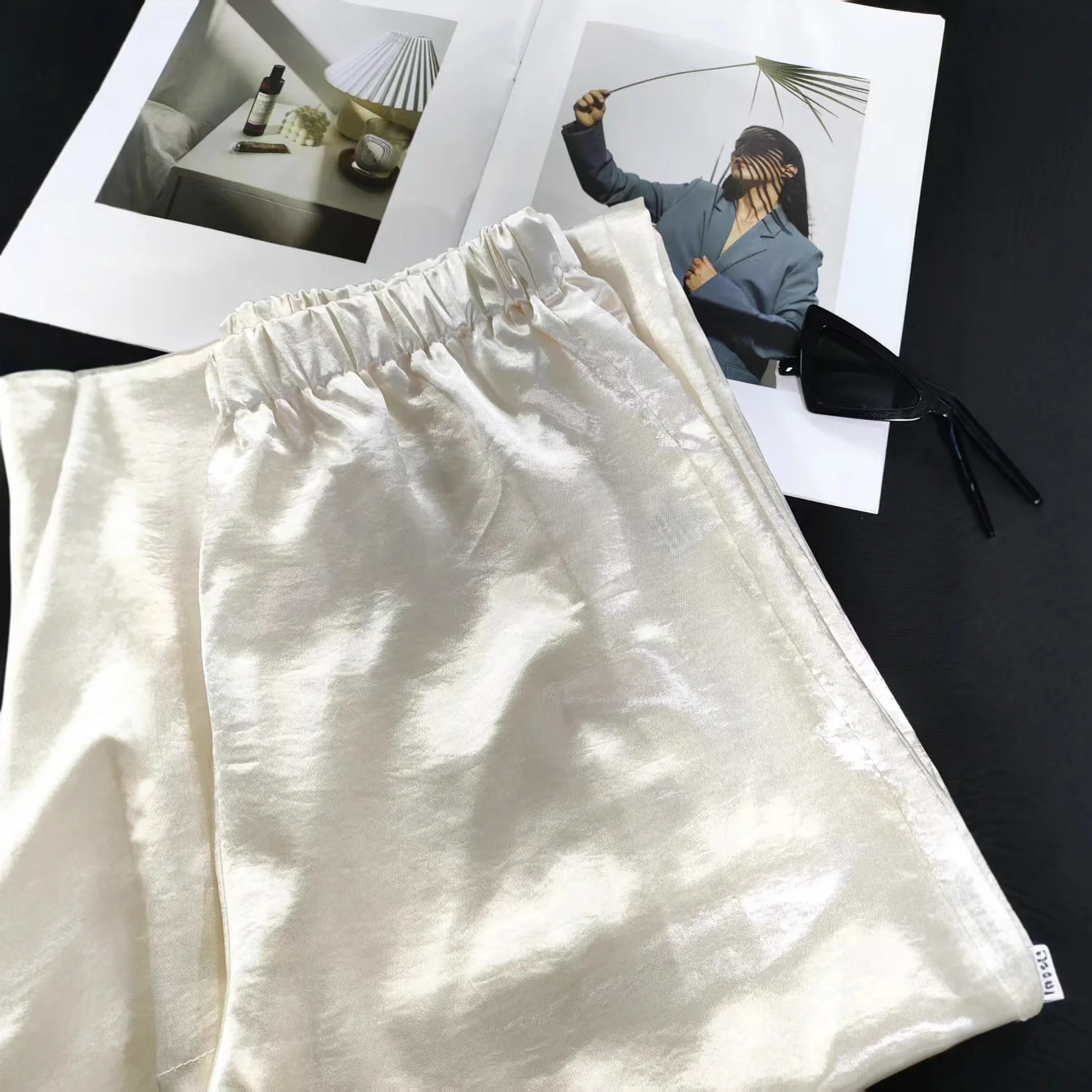 High Waisted Loose Hanging High-end Wide Leg Pants Look Slim 2025 New White Women's Wide Leg Pants