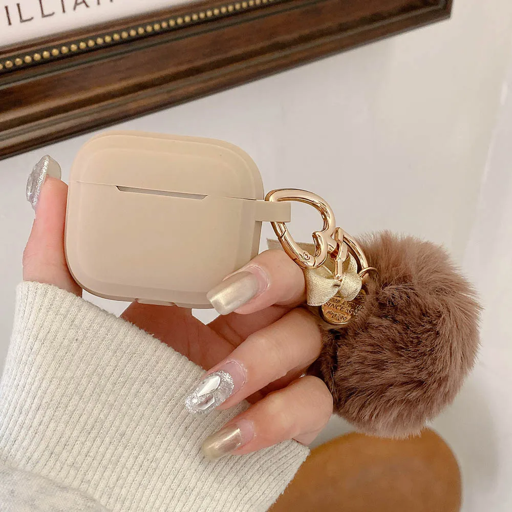 Funda protectora de silicona suave para auriculares con colgante de bola de felpa para Airpods 4, Funda para auriculares Apple Air pods Pro 2 1 3 Funda