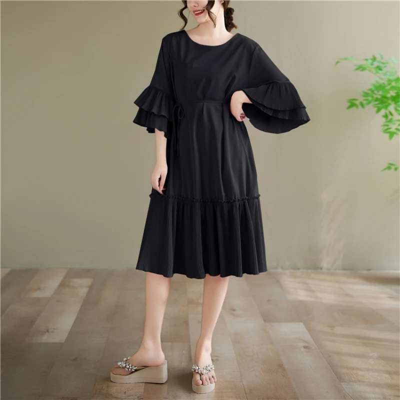 فستان قميص فضفاض للنساء بلون سادة وأكمام مضيئة على شكل حرف a مطوي تي شيرت فستان صيفي غير رسمي للحفلات الكشكشة رداء