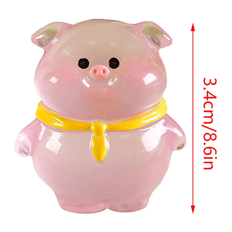 1Pc Luminous Raincoat Pig Ornament Cartoon Bow Tie Pig Doll Micro Landscape Decoration Dollhouse Miniature Toy