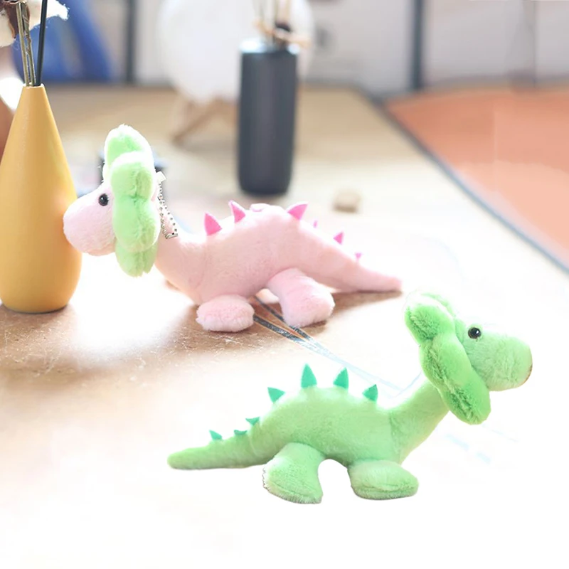 Porte-clés en peluche de petit dinosaure de dessin animé, jouet de beurre, pendentif doux, animaux en peluche, ornement de dinosaure, cadeau d'anniversaire