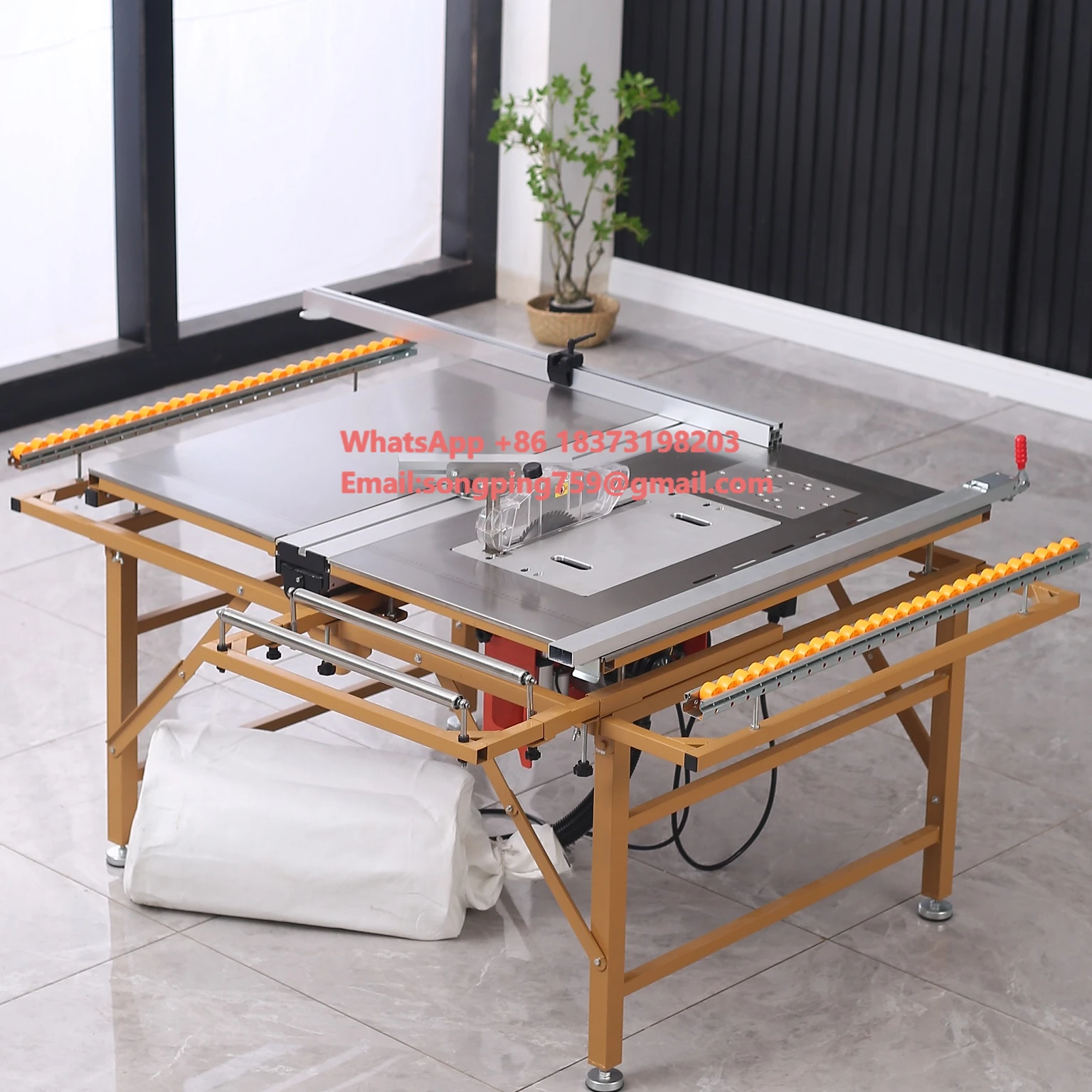 

Sliding Table Cutting Off Board Mobile Worktable Saw Machine for Sale
